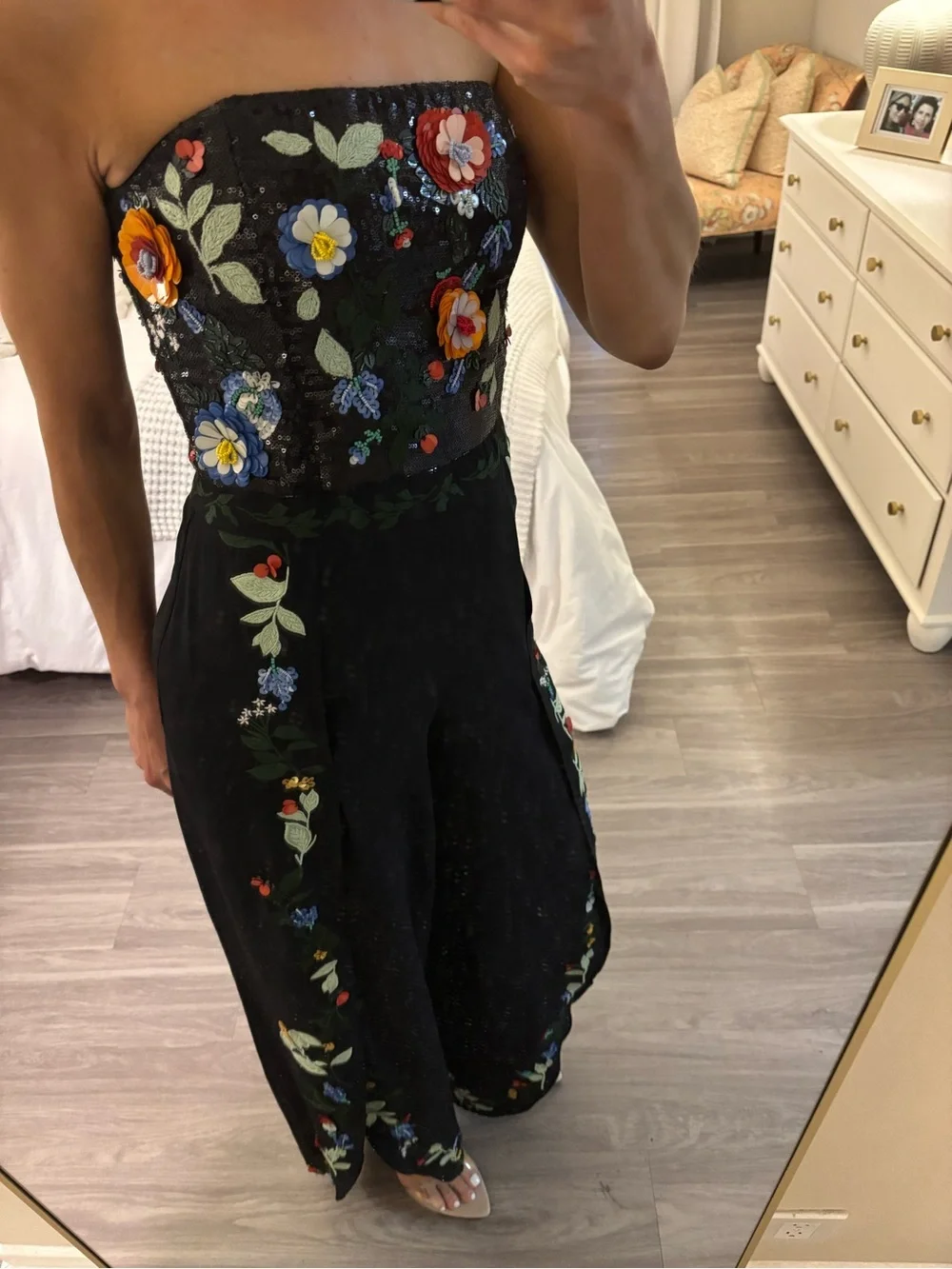 πΈ Alice + Olivia Sequin Floral Embroidered Bustier Jumpsuit πΈ - Picture 3 of 10